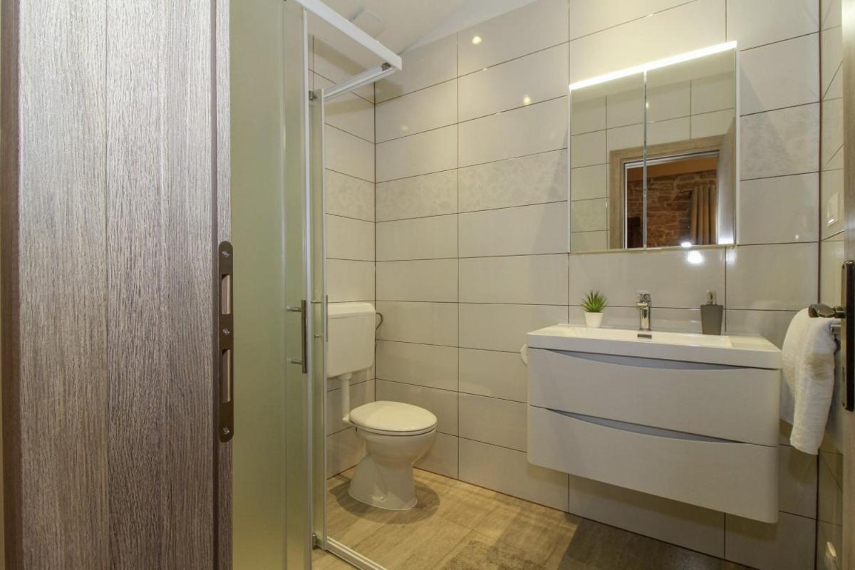 Villa Olea In Barat - Haus Fuer 6-8 Personen Kanfanar Exterior foto