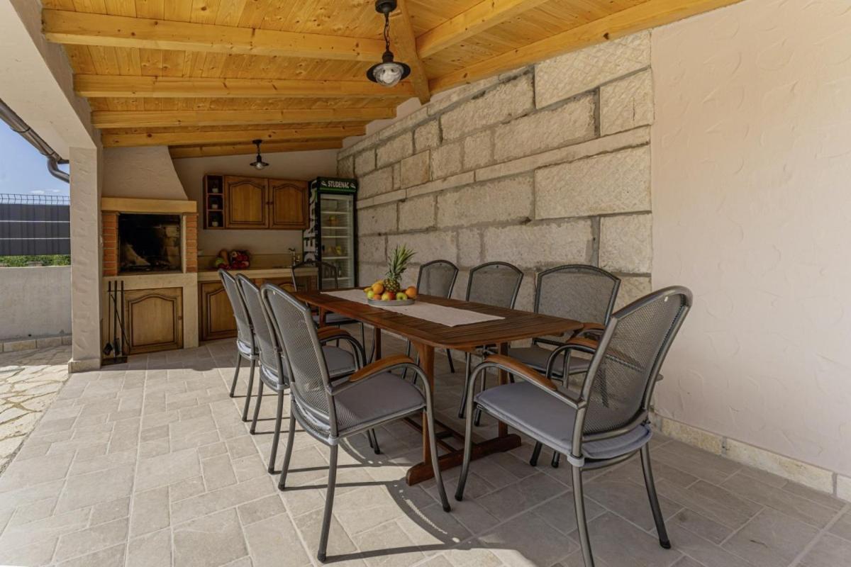 Villa Olea In Barat - Haus Fuer 6-8 Personen Kanfanar Exterior foto